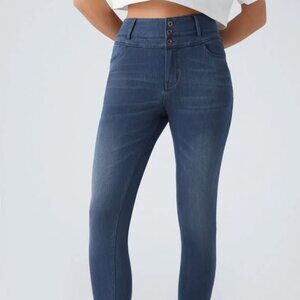 Women's HALARA Super Soft Skinny Jeans, Size L